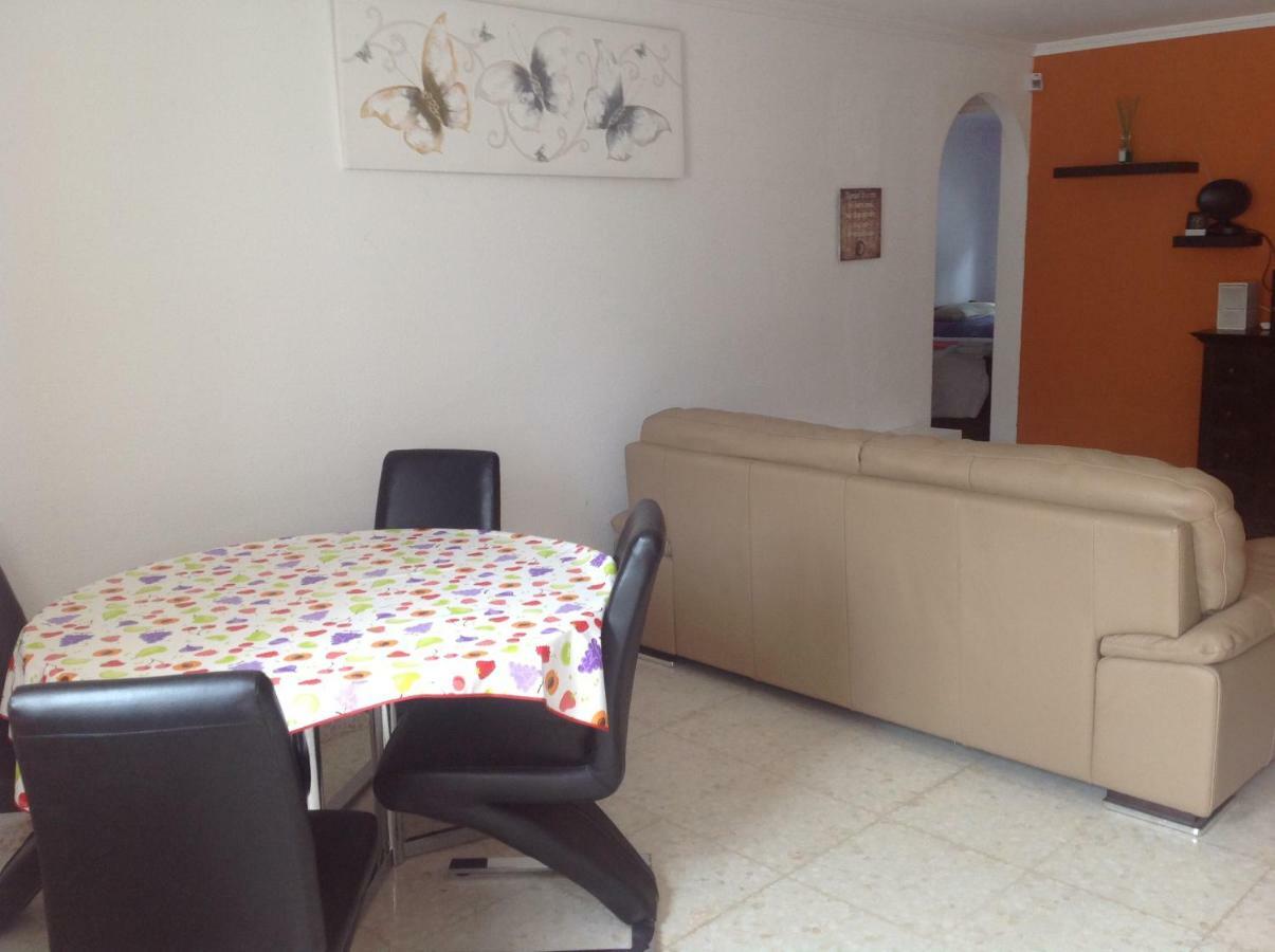Bed and Breakfast Casa Flora - Mijas Costa - Andalusie Esterno foto